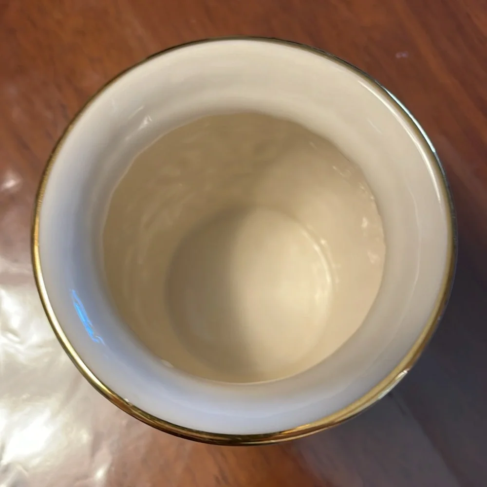 Lenox Cream Vase with Gold Trim - Picture 3 of 5